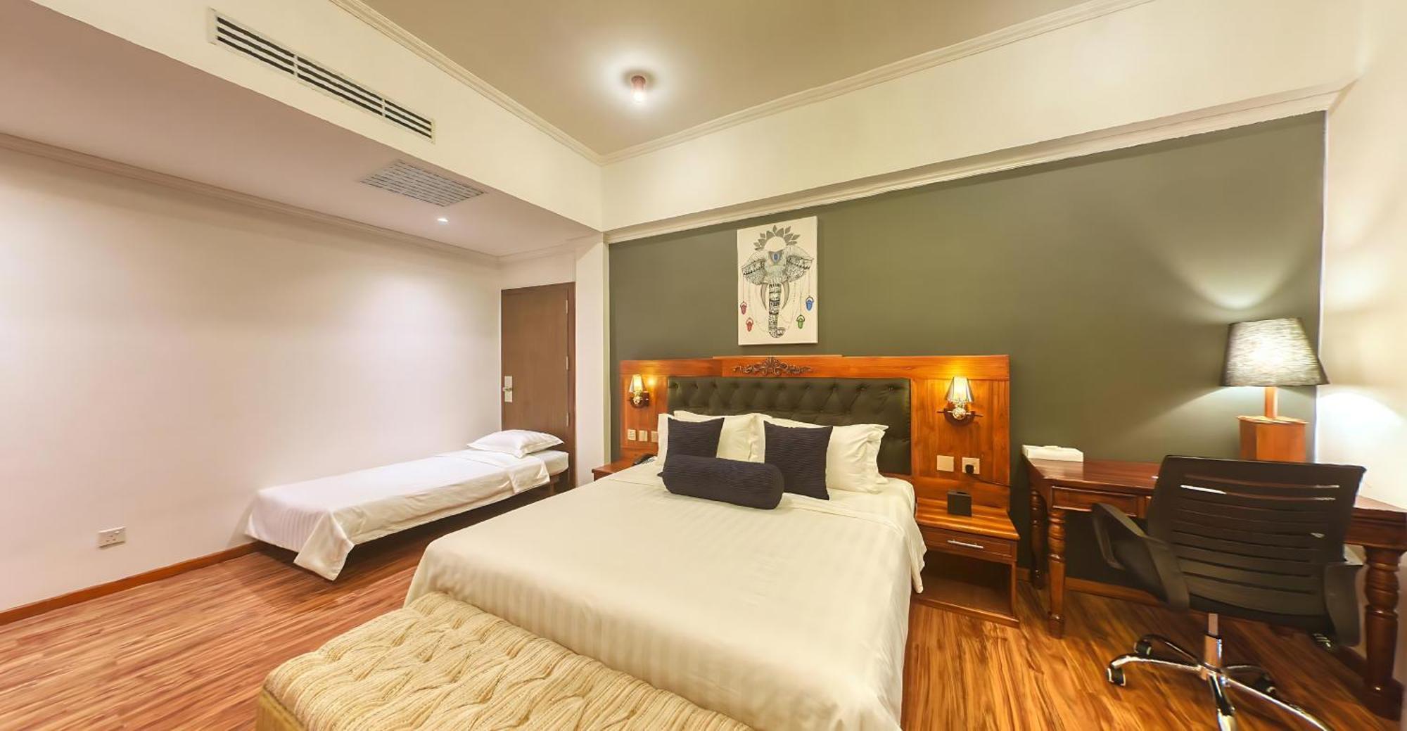 Covanro Sigiriya - Brand New Luxury Hotel 외부 사진